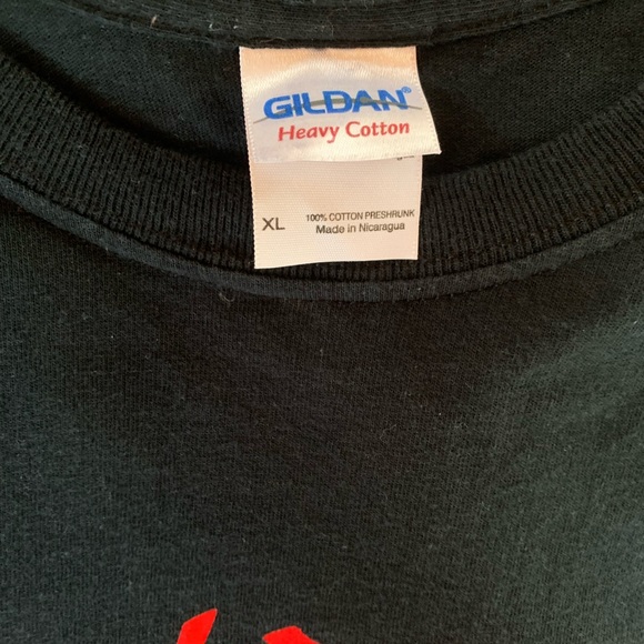 Vintage Gildan Shirt - Picture 4 of 4